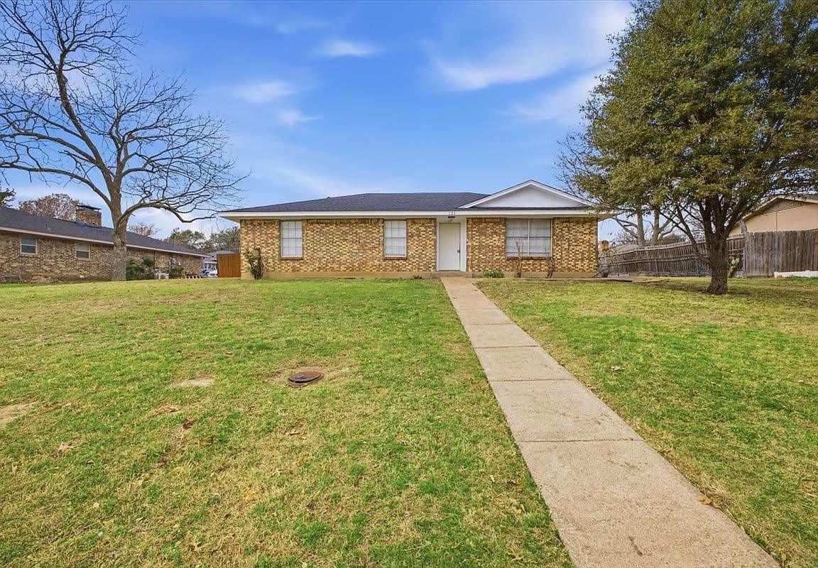 Primary listing photo