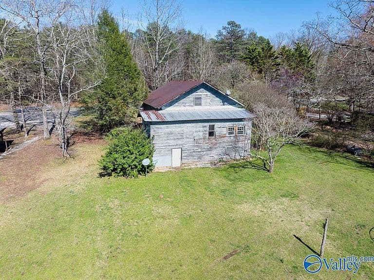 Listing photo 5