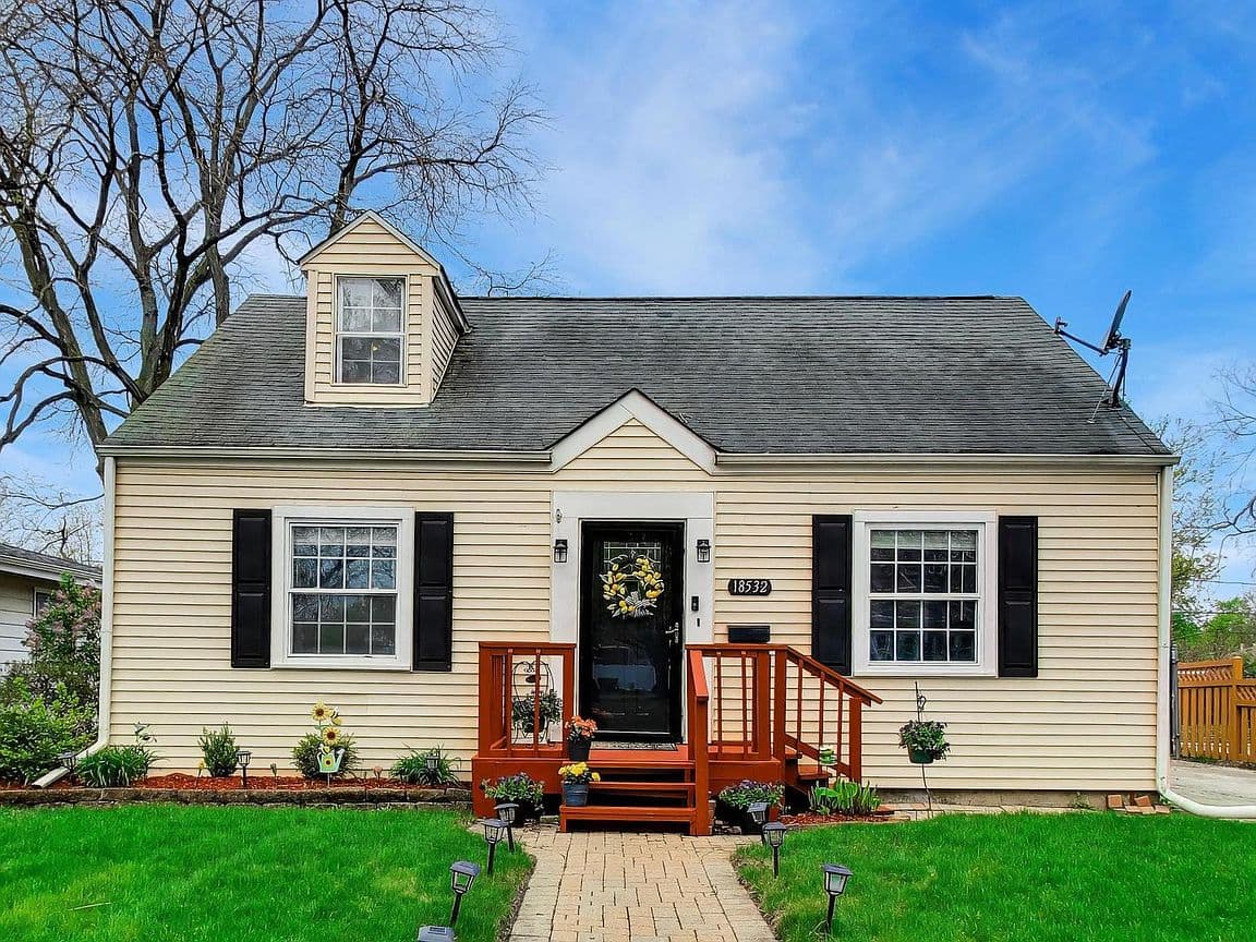 Primary listing photo