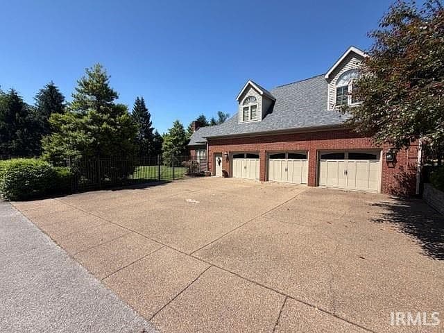 Listing photo 4