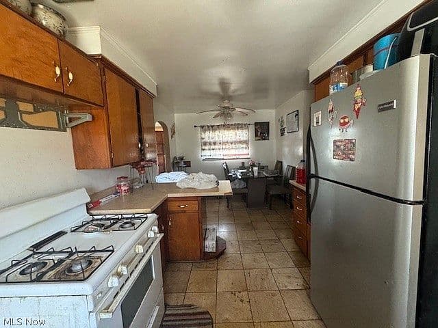 Listing photo 3