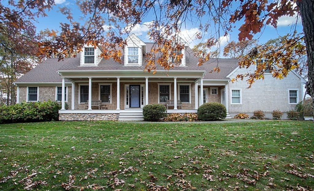 Primary listing photo