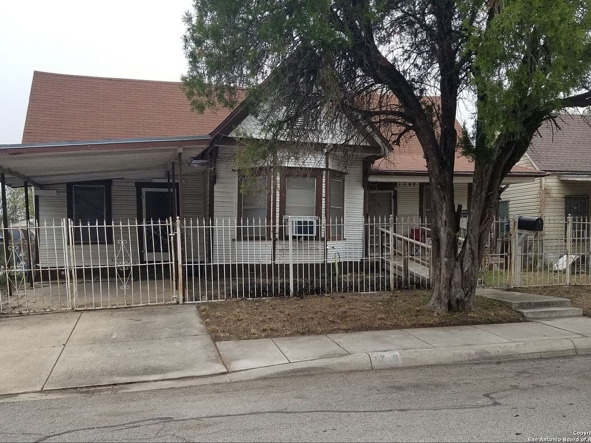 Primary listing photo
