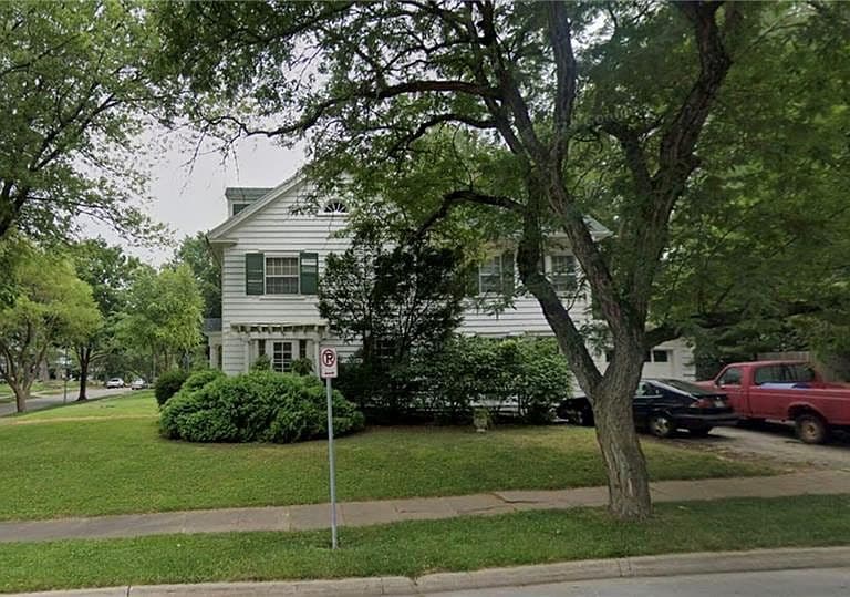 Listing photo 3