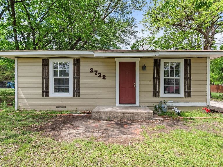 Listing photo 5