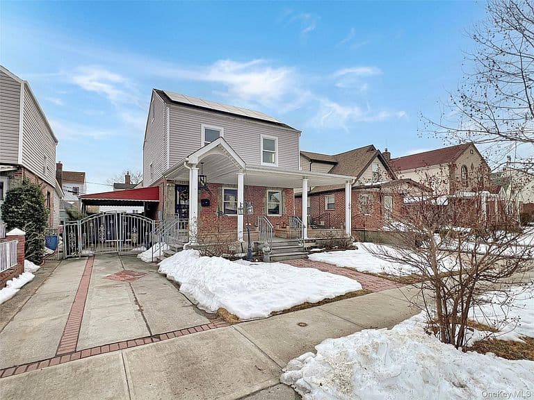 Listing photo 2