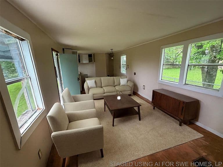 Listing photo 4