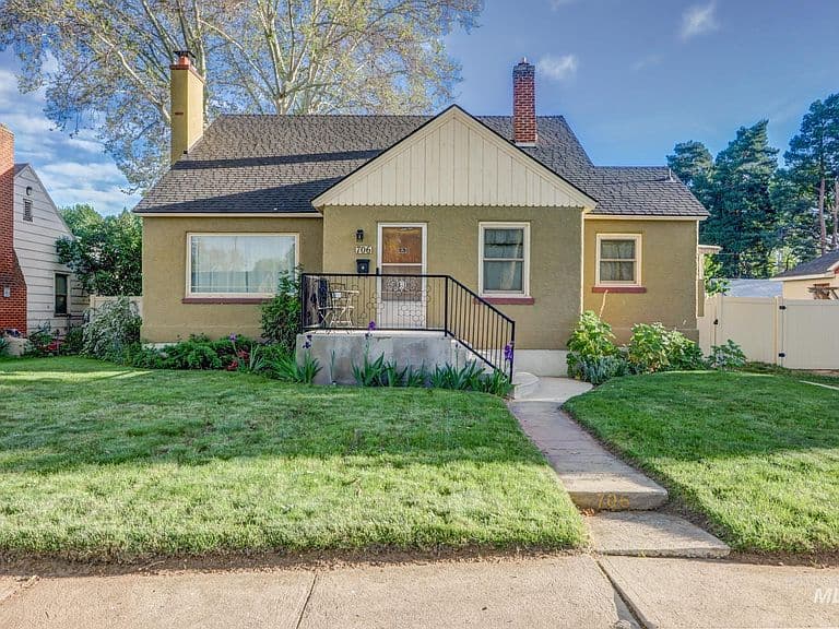 Listing photo 3