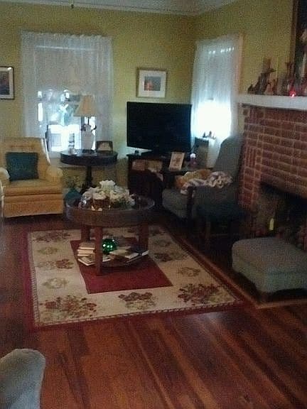 Listing photo 5