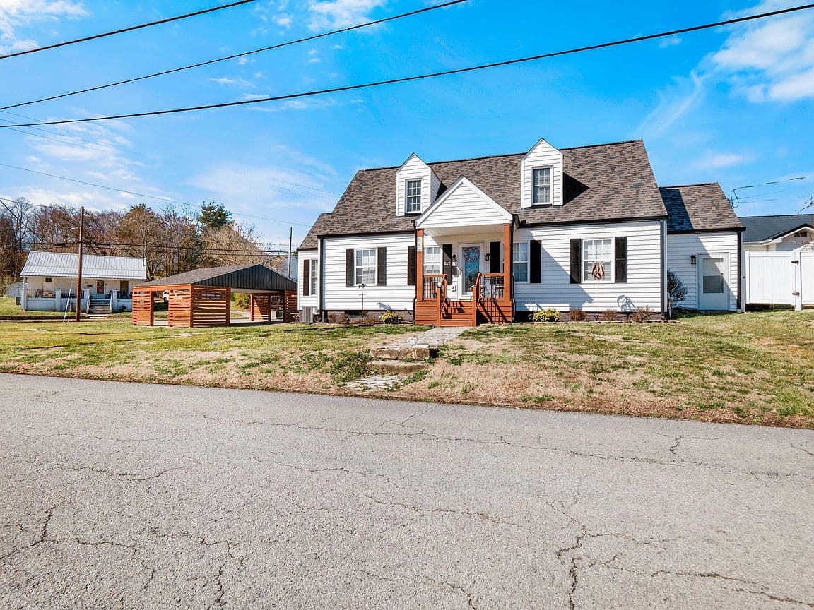Primary listing photo
