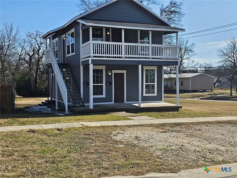 Listing photo 4