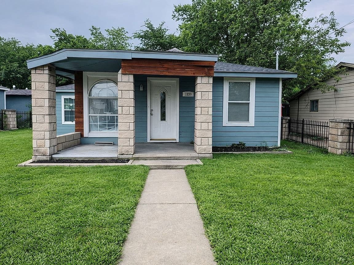 Primary listing photo