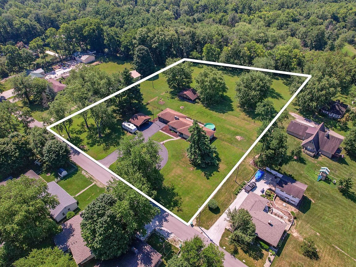 Primary listing photo
