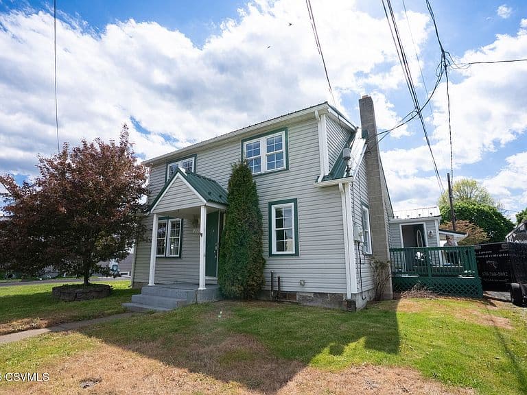 Listing photo 3