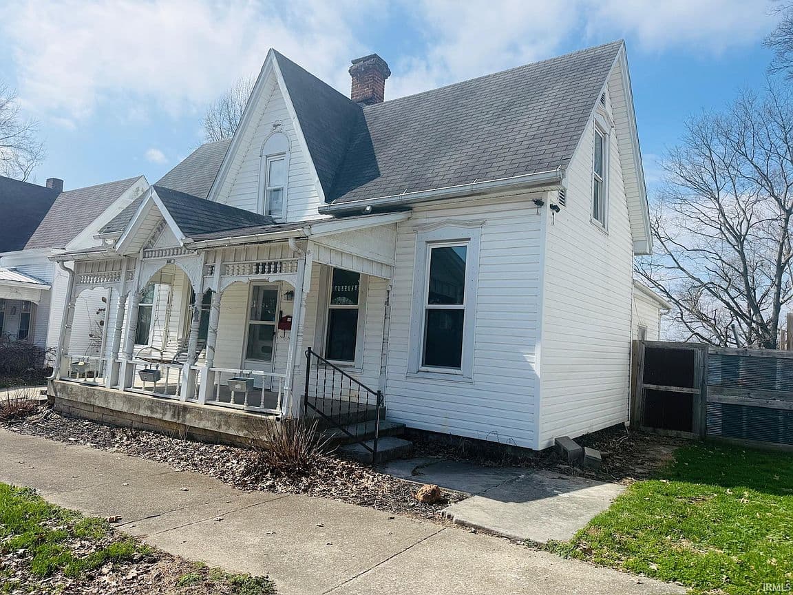 Primary listing photo