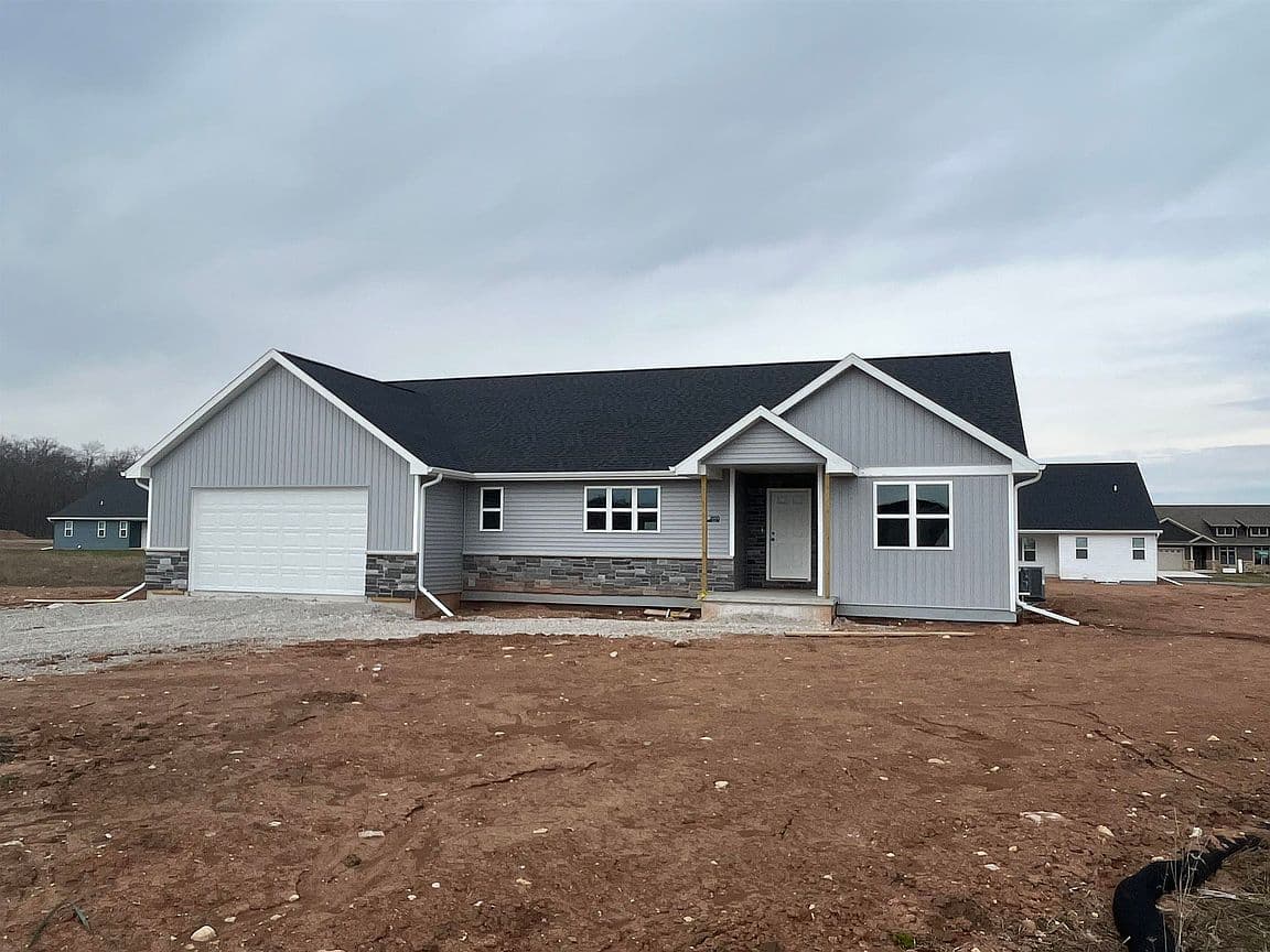Primary listing photo