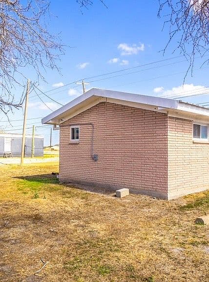 Listing photo 4