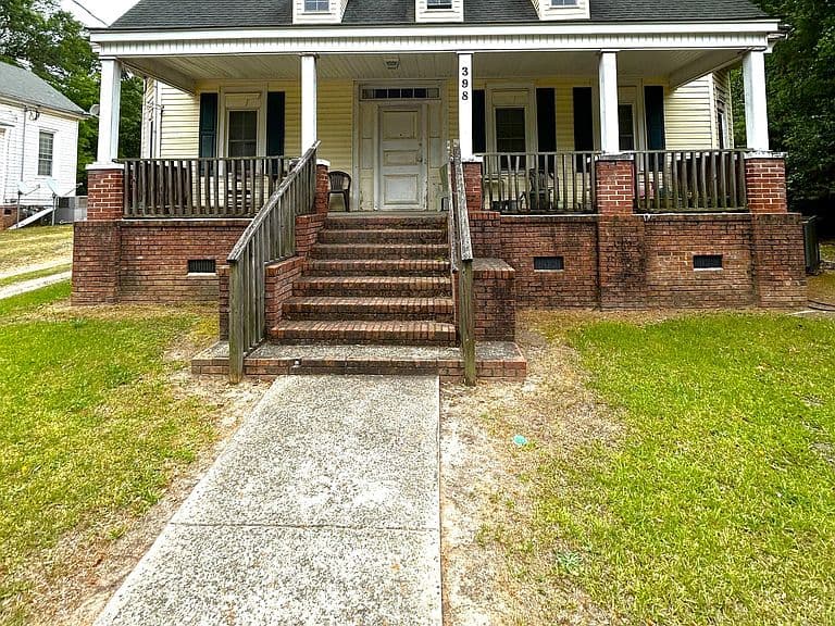 Listing photo