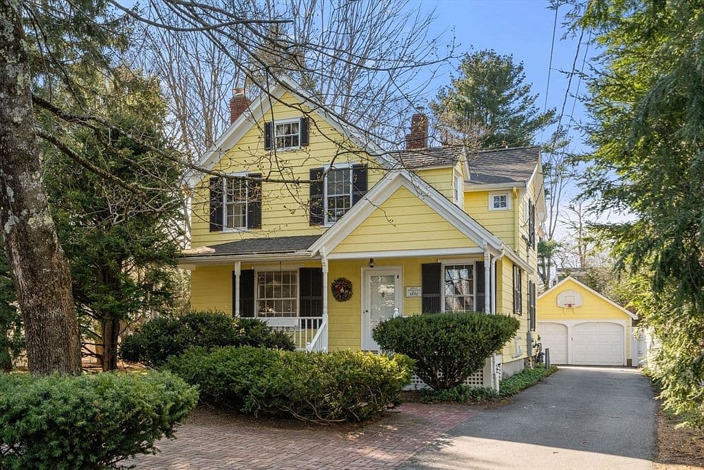 Primary listing photo