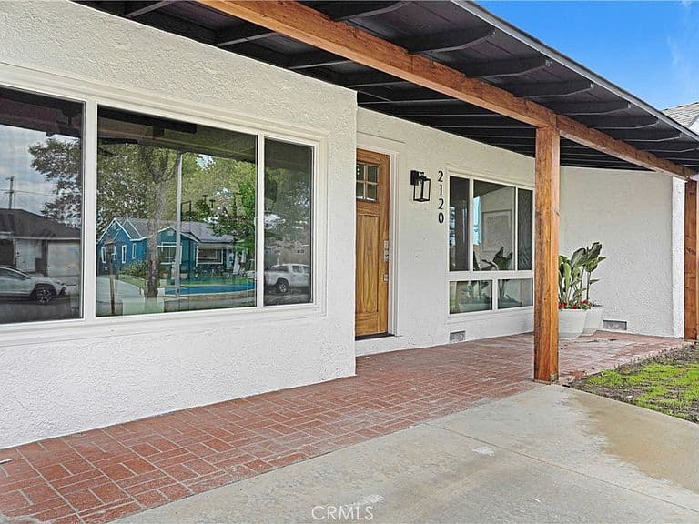 Listing photo 3