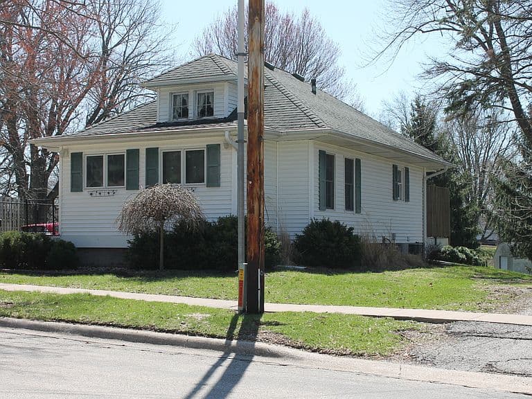 Listing photo 4