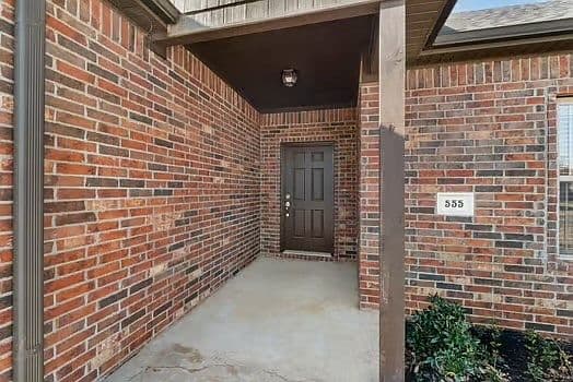 Listing photo 4