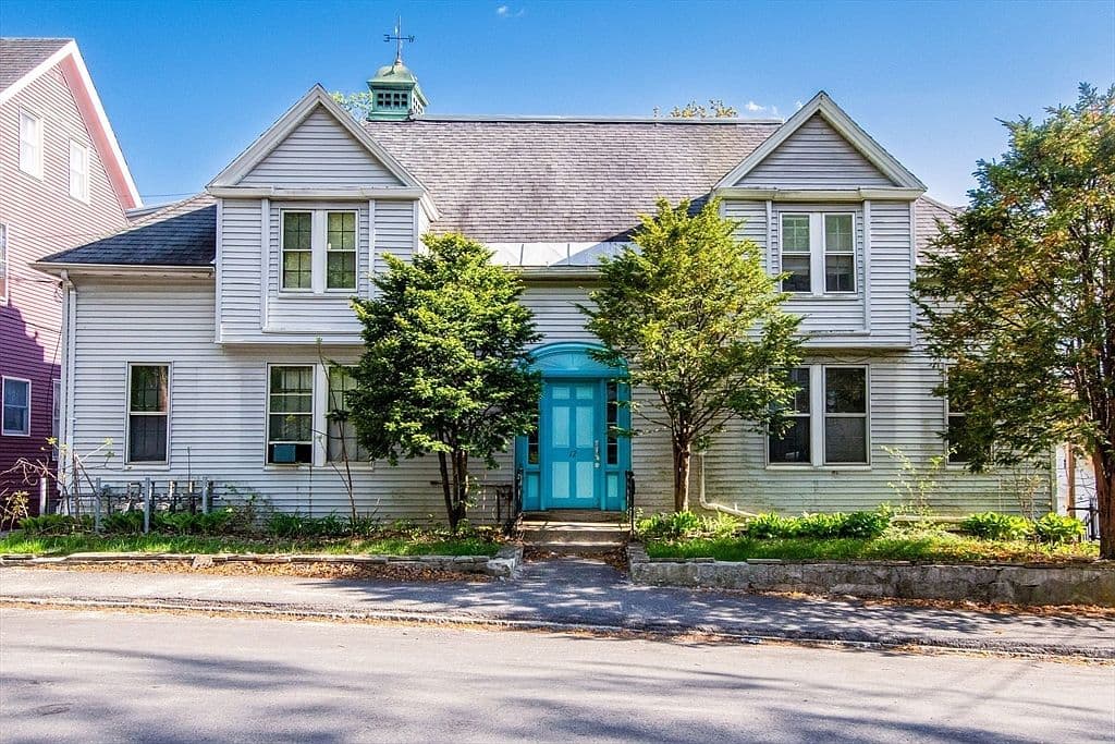 Primary listing photo