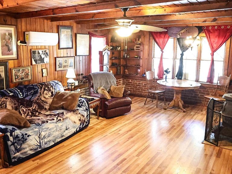 Listing photo