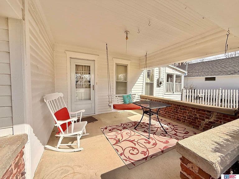 Listing photo 4