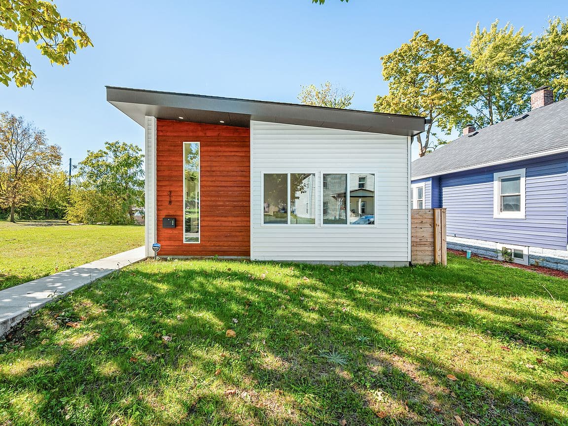 Primary listing photo
