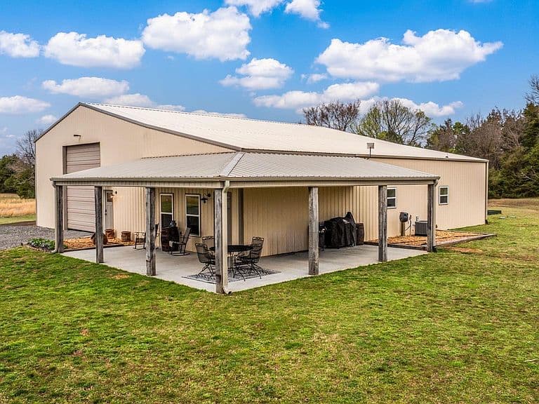 Listing photo