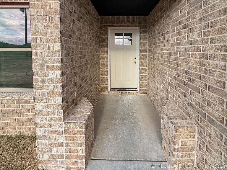 Listing photo 4