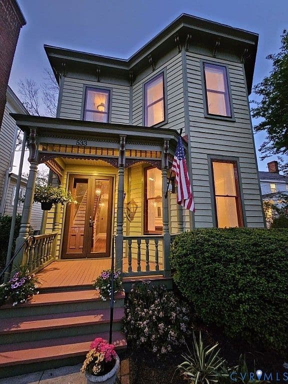 Primary listing photo