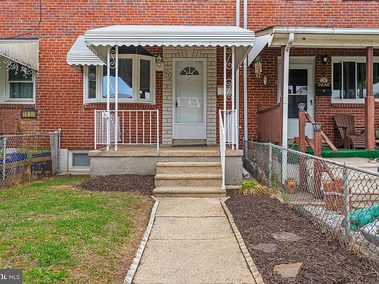 Listing photo 4