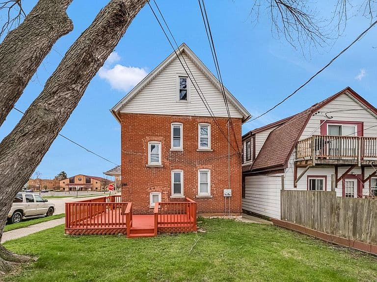 Listing photo 5