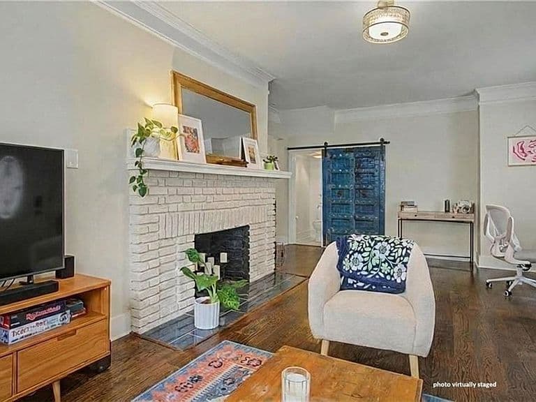 Listing photo 5