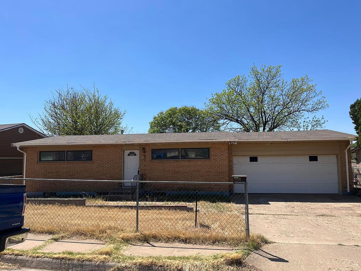 Primary listing photo