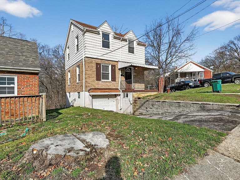 Listing photo 4