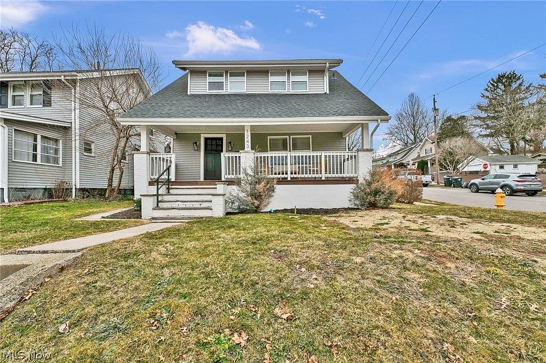 Primary listing photo