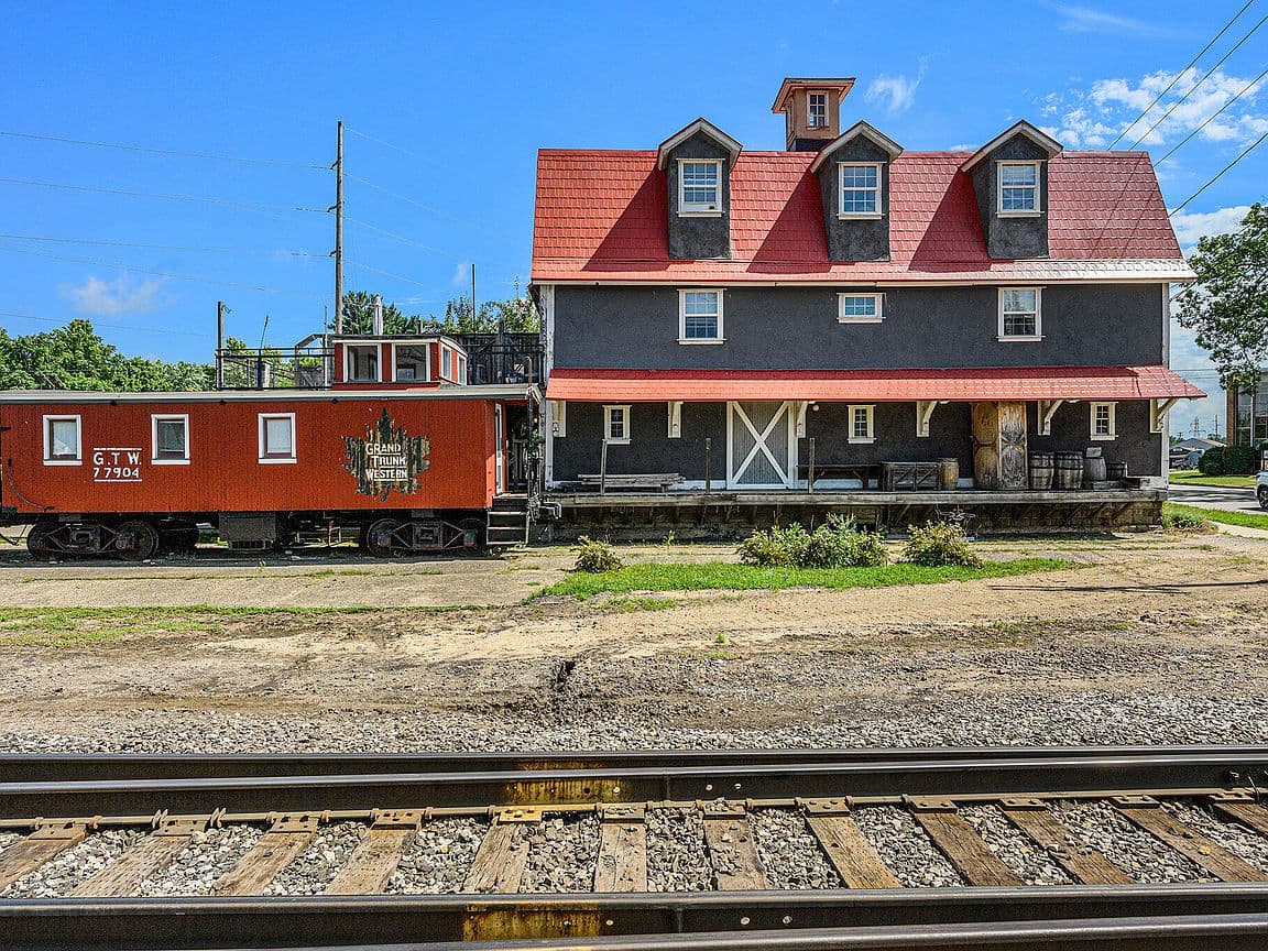 Primary listing photo