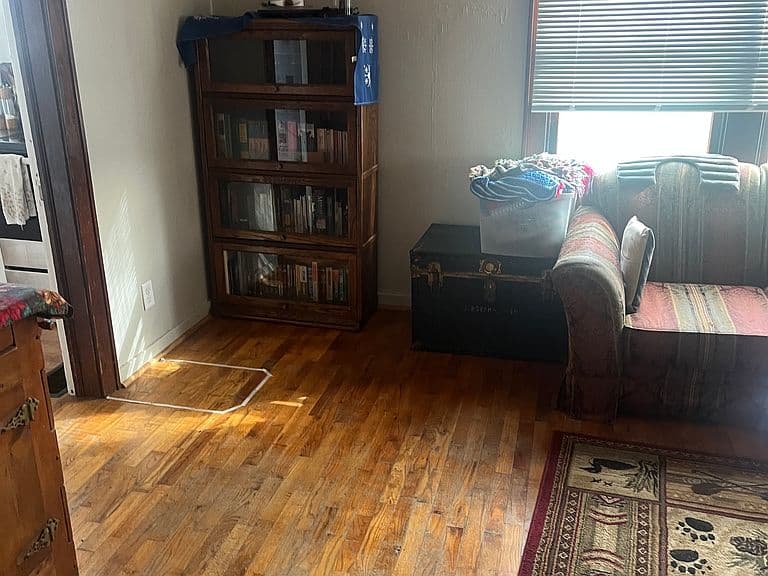 Listing photo 5