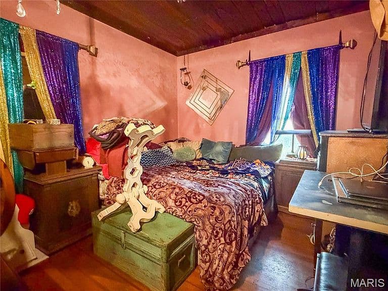 Listing photo 5