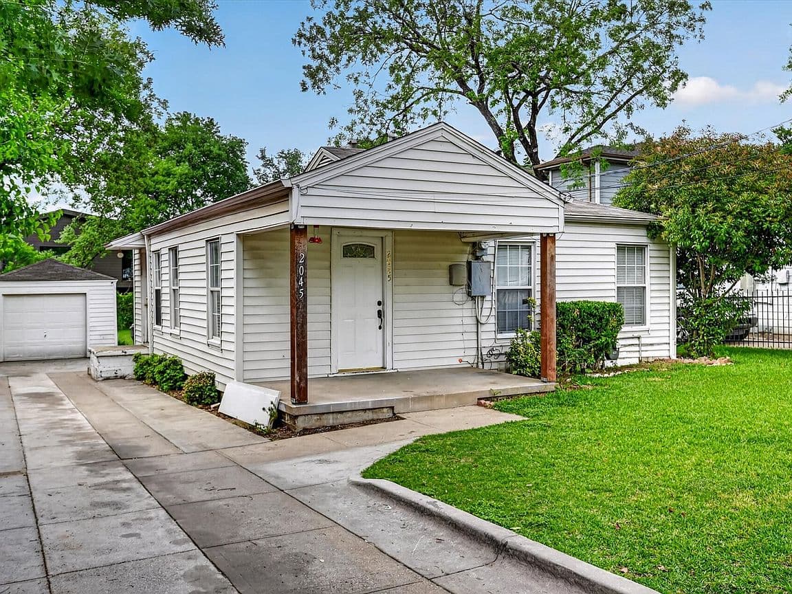 Primary listing photo