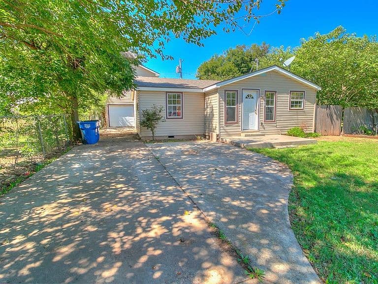 Listing photo 5