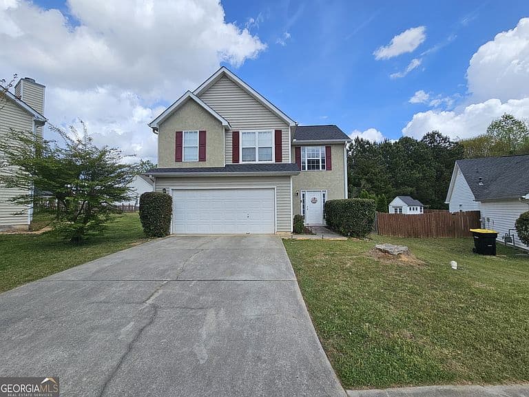 Listing photo 2