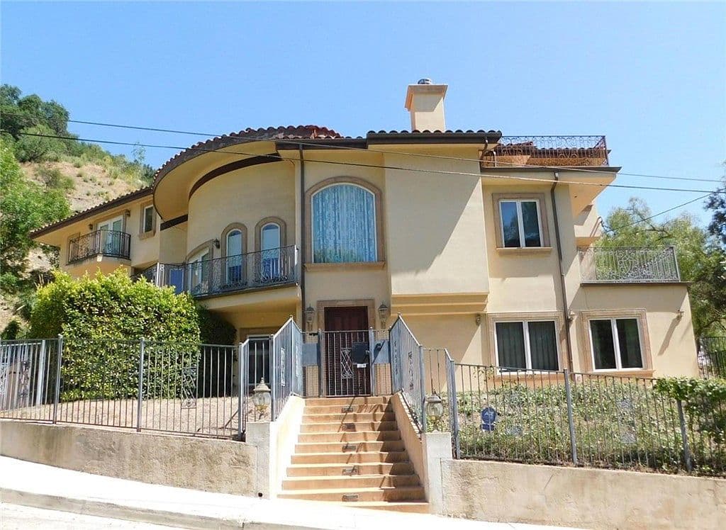 Primary listing photo