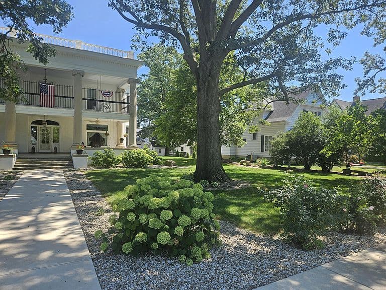 Listing photo 4