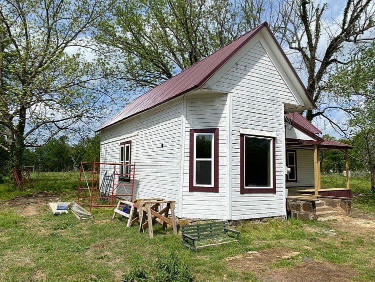 Listing photo 3