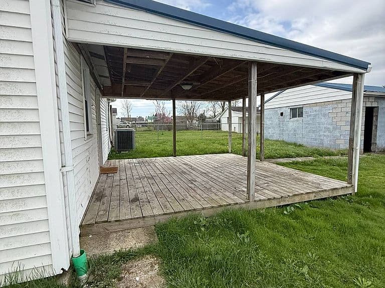 Listing photo 5