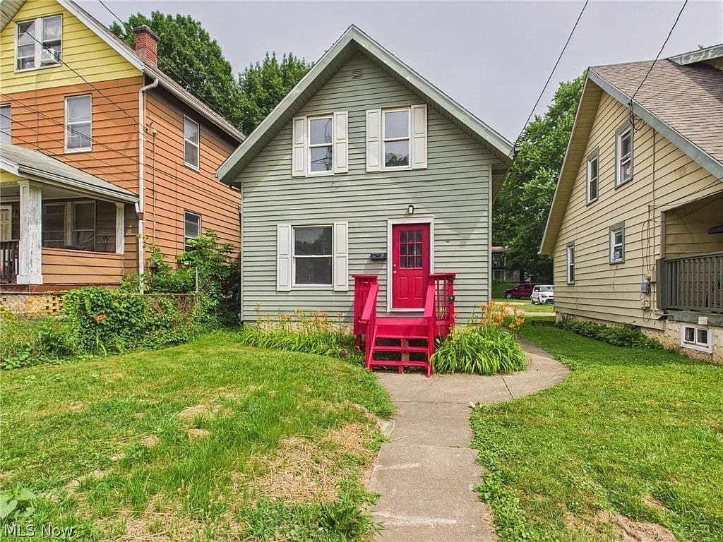 Primary listing photo